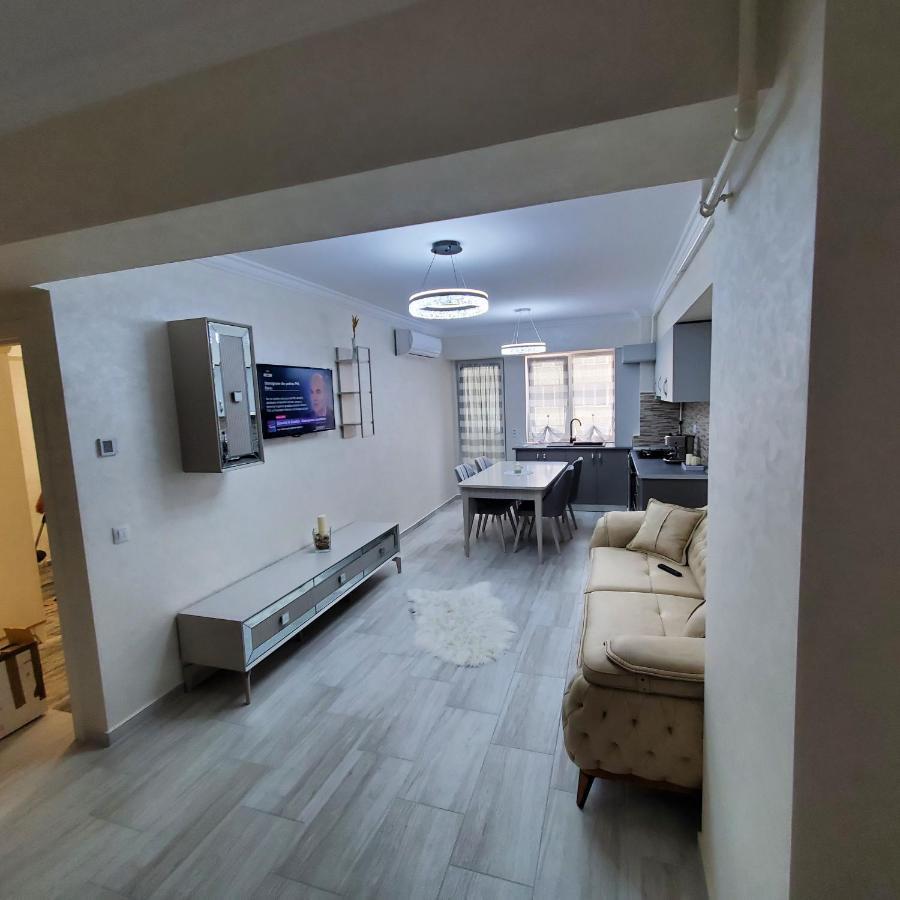 Luxury Apartament Bacovia Bacău Extérieur photo