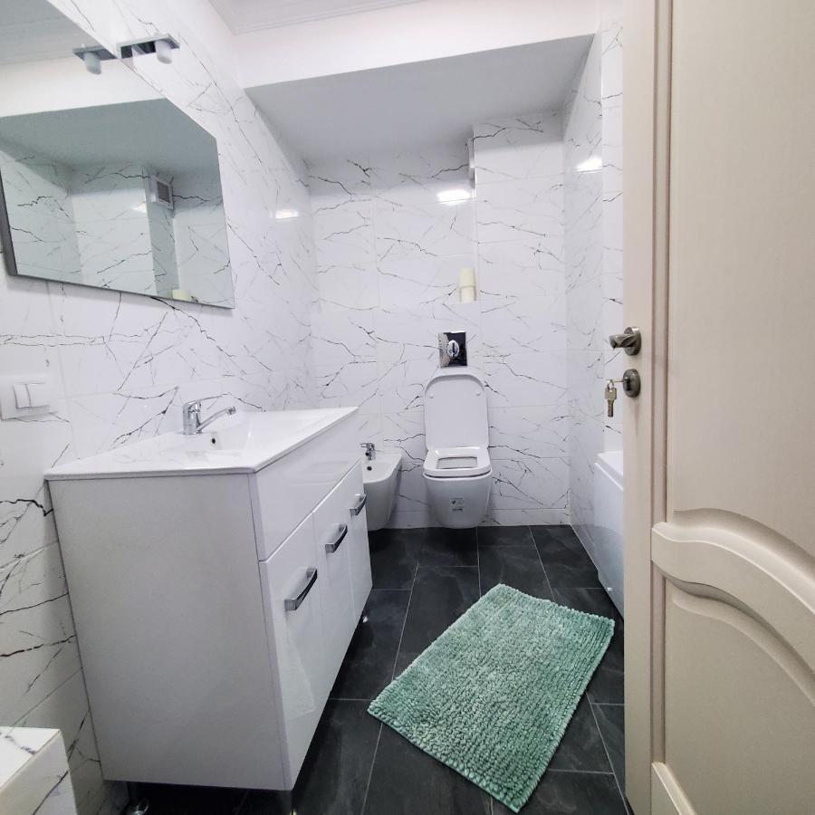 Luxury Apartament Bacovia Bacău Extérieur photo